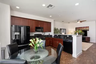 Photo #6: 222009338 Listing