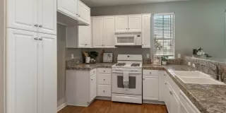 Photo #5: 222009382 Listing