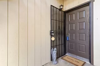 Photo #3: 222010631 Listing 