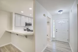 Photo #2: 222010954 Listing 