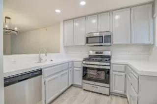 Photo #3: 222010954 Listing 