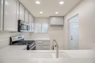 Photo #5: 222010954 Listing 