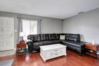 Photo #4: 222010991 Listing