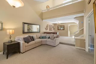 Photo #6: 222011089 Listing