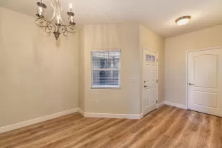 Photo #1: 222011917 Listing