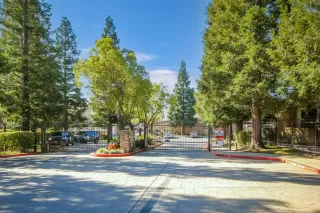 Photo #2: 222012237 Listing 