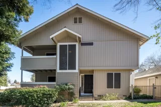 Photo #1: 222012278 Listing