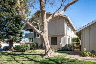 Photo #2: 222012278 Listing