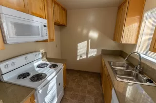 Photo #3: 222012380 Listing