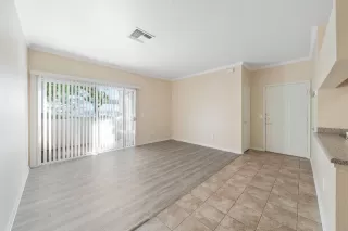 Photo #5: 222012706 Listing