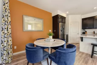 Photo #3: 222012843 Listing