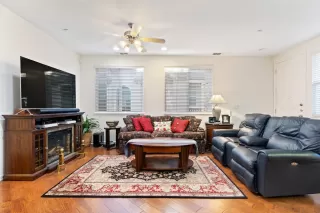 Photo #6: 222013186 Listing