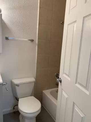 Photo #6: 222013220 Listing