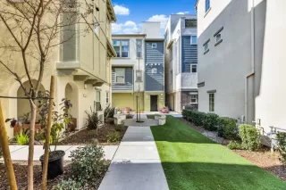 Photo #2: 222013380 Listing