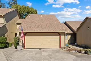 Photo #1: 222013528 Listing