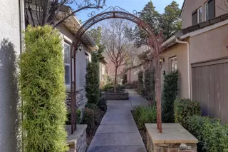 Photo #3: 222013662 Listing