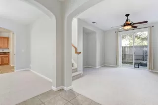 Photo #2: 222013736 Listing