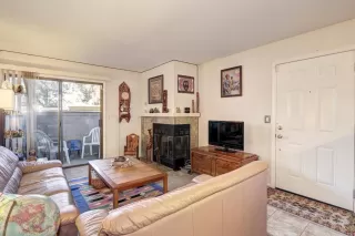 Photo #4: 222013771 Listing