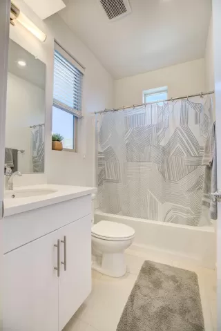 Photo #5: 222014507 Listing