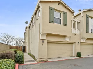 Photo #1: 222015871 Listing