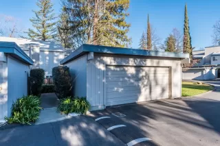 Photo #1: 222015915 Listing