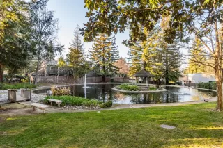 Photo #2: 222015915 Listing