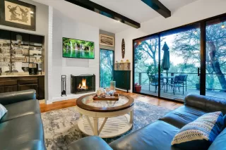 Photo #1: 222016993 Listing