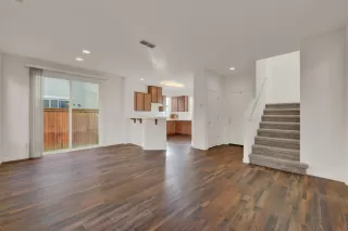 Photo #4: 222017900 Listing 