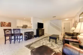 Photo #5: 222019447 Listing 