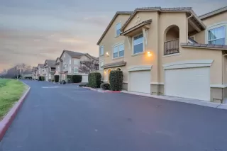 Photo #1: 222019581 Listing 