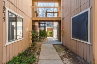 Photo #3: 222019802 Listing