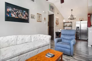 Photo #6: 222019999 Listing 