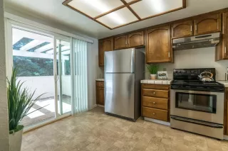 Photo #1: 222020160 Listing 