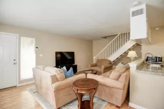 Photo #3: 222020448 Listing 