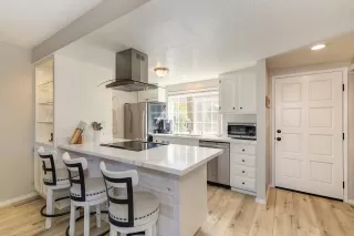 Photo #2: 222020758 Listing