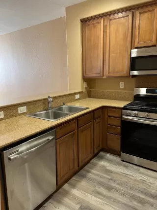 Photo #3: 222021183 Listing 