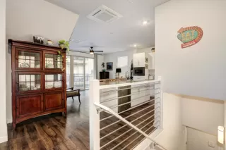 Photo #5: 222021192 Listing