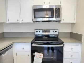 Photo #2: 222021377 Listing 