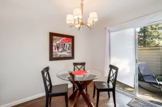 Photo #2: 222021528 Listing 