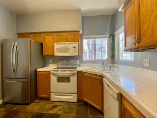 Photo #1: 222022381 Listing 