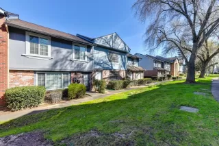 Photo #1: 222023143 Listing 