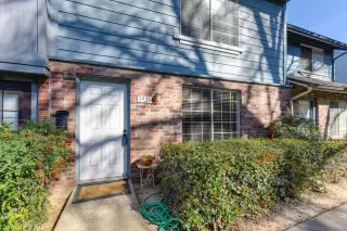 Photo #2: 222023143 Listing 