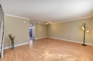 Photo #4: 222023143 Listing 
