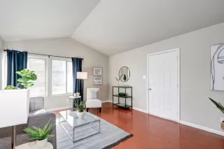 Photo #1: 222023356 Listing