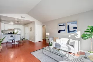Photo #2: 222023356 Listing