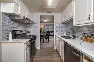 Photo #1: 222023694 Listing 