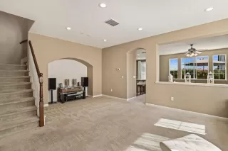 Photo #1: 222023704 Listing