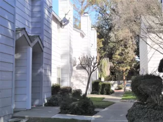 Photo #1: 222023876 Listing