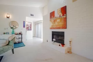 Photo #4: 222024000 Listing