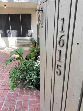 Photo #1: 222024626 Listing